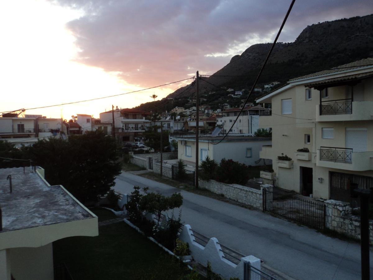 Alexandra' S Apartments ปลาตาเรีย ภายนอก รูปภาพ