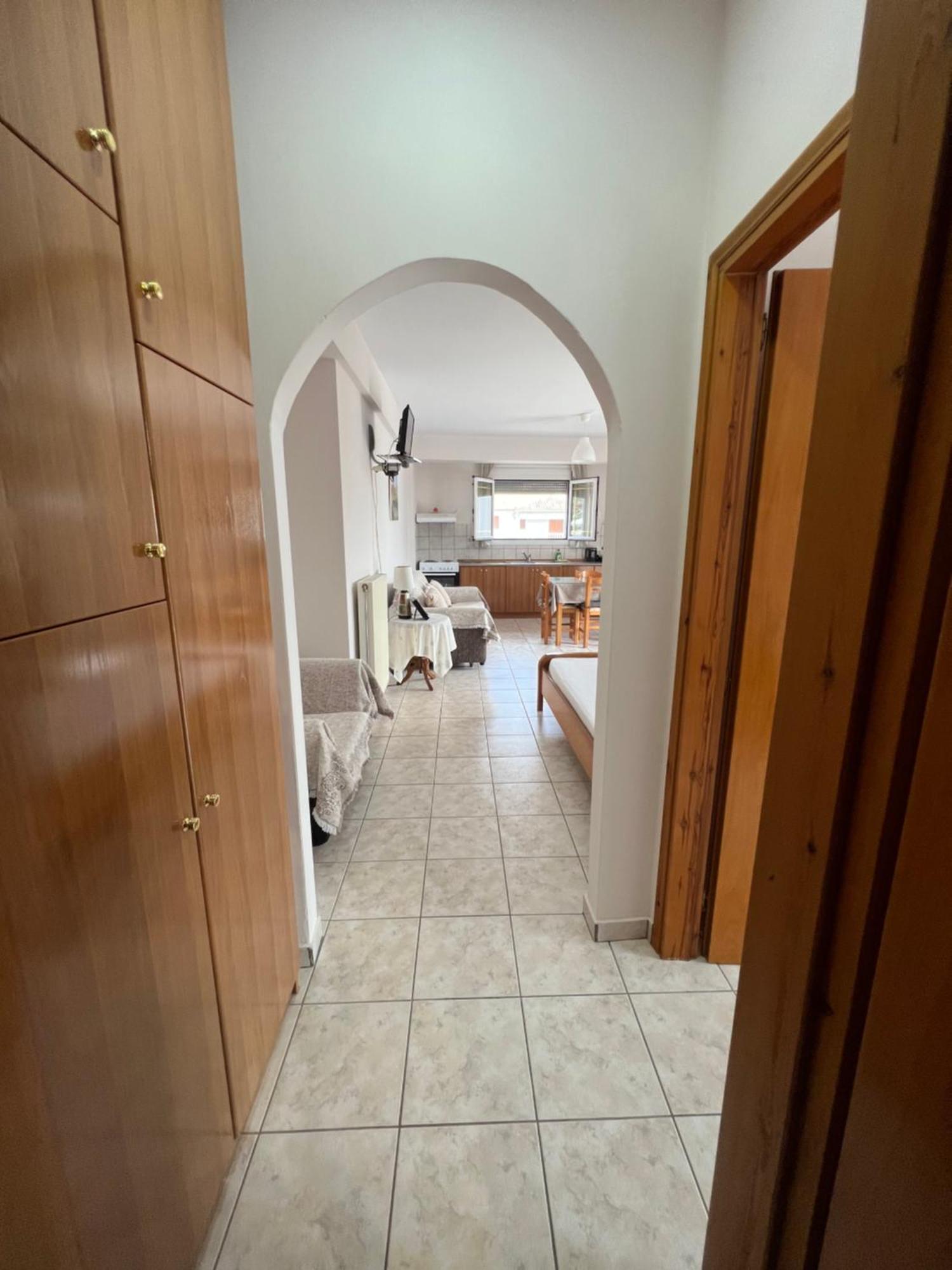 Alexandra' S Apartments ปลาตาเรีย ภายนอก รูปภาพ