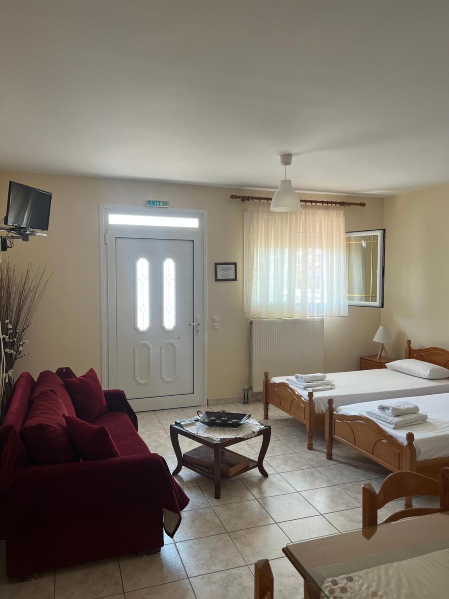 Alexandra' S Apartments ปลาตาเรีย ภายนอก รูปภาพ